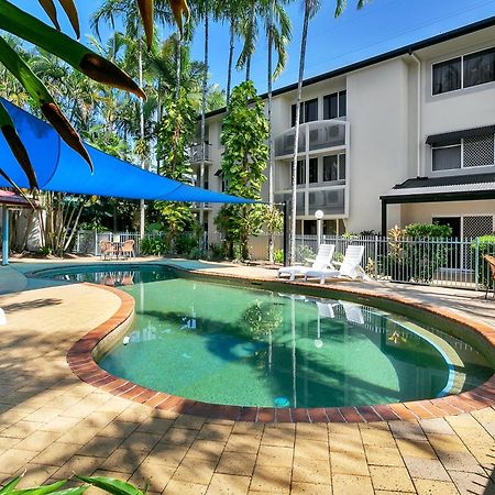 Cairns Reef Apartments & Motel מראה חיצוני תמונה