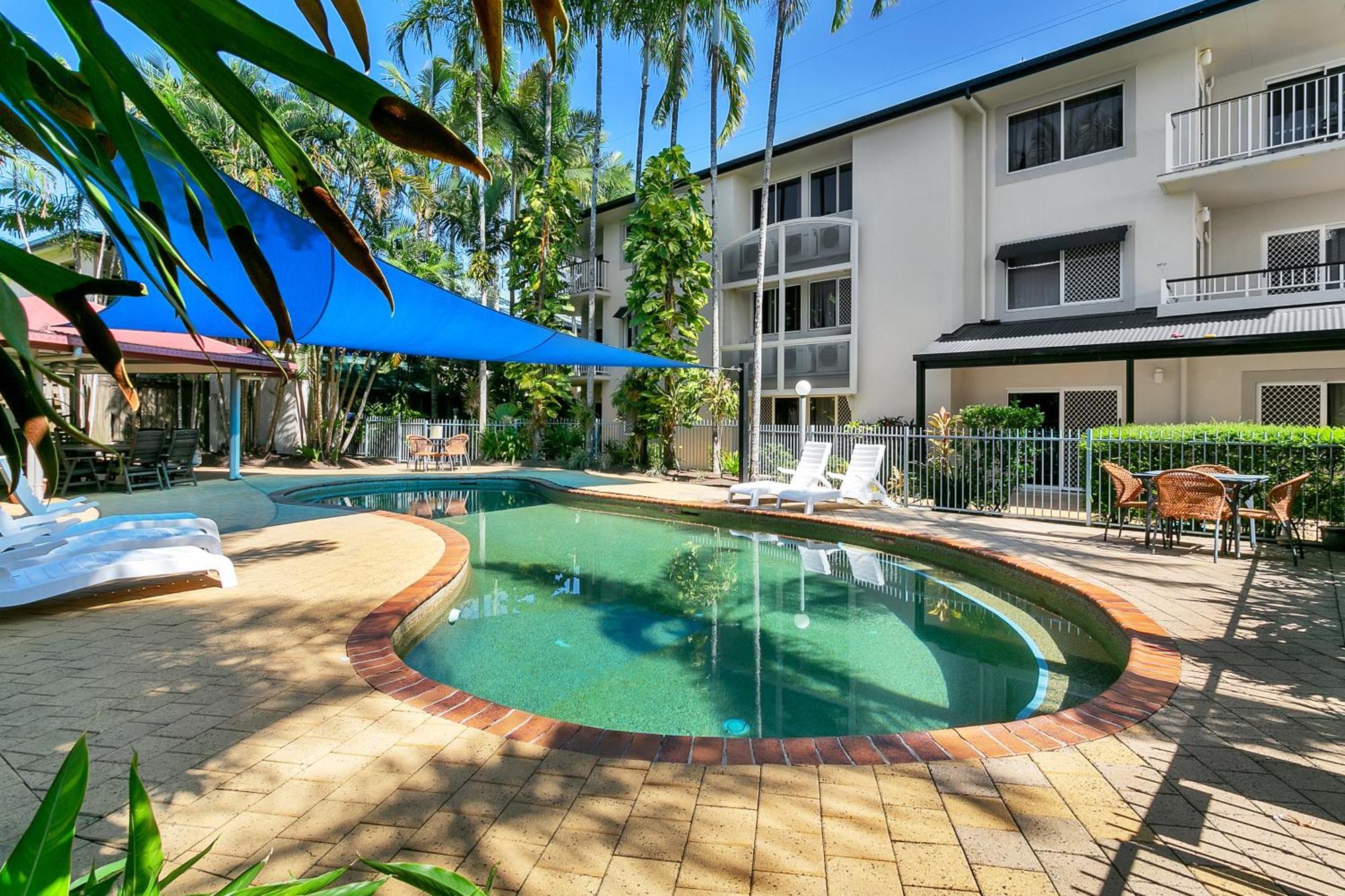 Cairns Reef Apartments & Motel מראה חיצוני תמונה