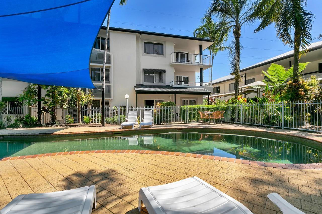 Cairns Reef Apartments & Motel מראה חיצוני תמונה