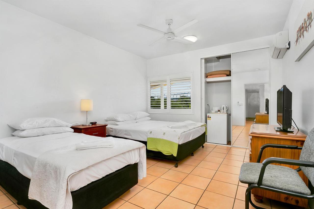 Cairns Reef Apartments & Motel מראה חיצוני תמונה