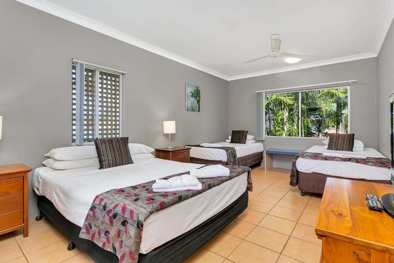 Cairns Reef Apartments & Motel מראה חיצוני תמונה