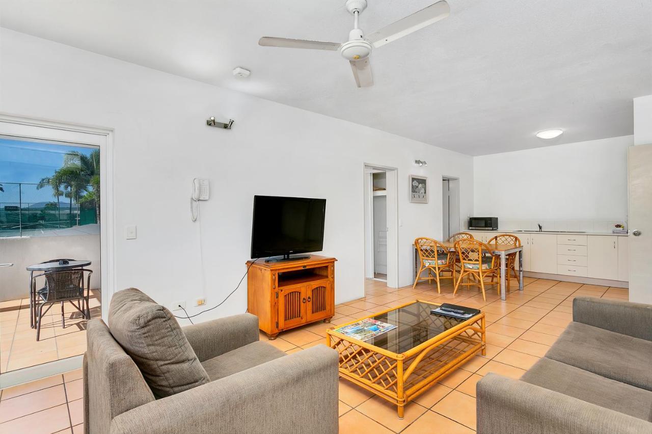 Cairns Reef Apartments & Motel מראה חיצוני תמונה
